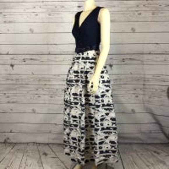 Teri Jon Knot front V-Neck Printed Navy & White Ball evening Gown dress size 2 - Picture 10 of 13